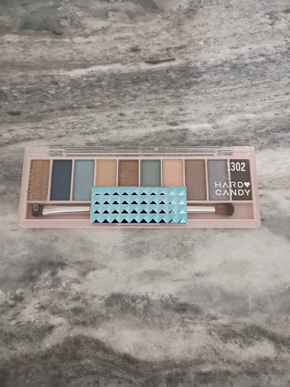Hard Candy 10-Color Eyeshadow Palette - Blue & Neutral Shades #302